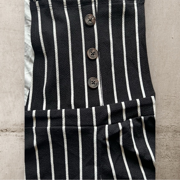 Heart & Arrow Girls 2 Piece Romper Set. - Picture 2 of 4